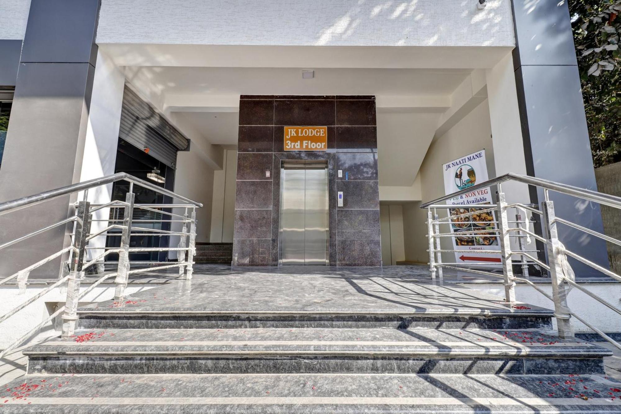 Hotel O J.K. Suites & Rooms Μπανγκαλόρ Εξωτερικό φωτογραφία